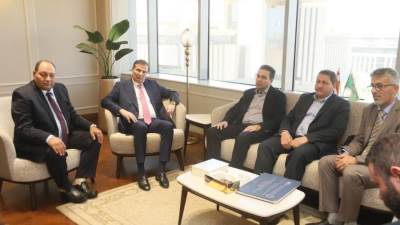 وزير الزراعة يستقبل الوفد الزراعي الأردني ويؤكد على تطلعه إلى الارتقاء بالتعاون بين البلدين