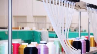اهتمام صيني بالاستثمار في المنطقة الحرة لصناعة الغزل والنسيج بالمنيا
