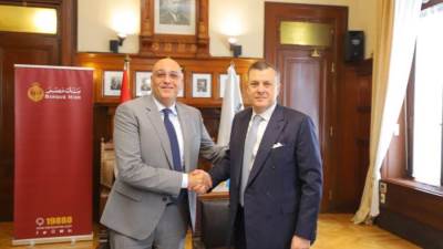 بنك مصر يوقع عقد مع جهاز تنمية المشروعات المتوسطة والصغيرة ومتناهية الصغر بقيمة 300 مليون جنيه