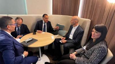 رئيس الوزراء يلتقي الرئيس التنفيذي لمجموعة "أريستون" العالمية