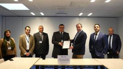 وزير الإسكان يلتقي رئيس "rehlko العالمية" لبحث الموضوعات الفنية بالمشروعات التي تنفذها الوزارة