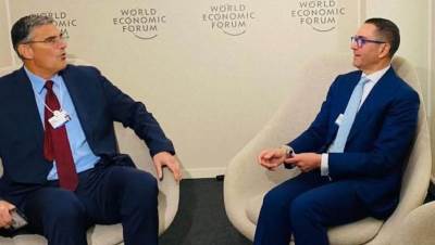 وزير الاستثمار والتجارة الخارجية يلتقي نائب رئيس مجلس إدارة شركة أجيليتي العاملة