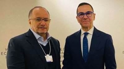 وزير الاستثمار والتجارة الخارجية يلتقى الشريك المؤسس وعضو مجلس الإدارة بشركة الظاهرة القابضة الإماراتية