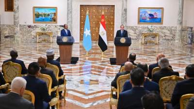 الرئيس السيسي: مشاركة القوات المصرية في بعثة الاتحاد الإفريقي بالصومال لتحقيق الأمن والاستقرار