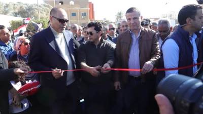 وزير الرياضة يتفقد مركز شباب الفتح بمدينة رأس غارب بمحافظة البحر الأحمر