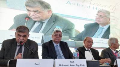 مستشار الرئيس للصحة: مصر قضت على البلهارسيا وفيروس C وتكافح لتقليل المدخنين