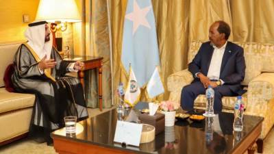 الرئيس الصومالي يشيد بدور البرلمان العربي في الدفاع عن القضايا العربية