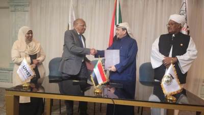 الاتحاد العربي للعمل التطوعي وجامعة العلوم الطبية والتكنولوجيا يوقعان اتفاقية تعاون بالقاهرة