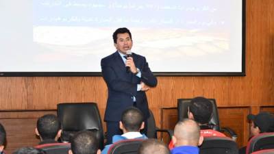 وزير الرياضة يفتتح فعاليات الدورة التدريبية في الثقافة العلمية للغذاء والتغذية ومكافحة المنشطات