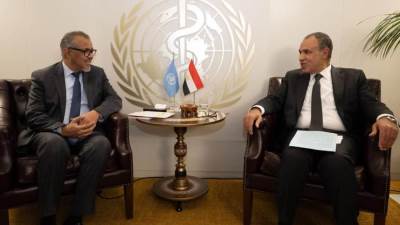 وزير الخارجية والهجرة يلتقي بالمُدير العام لمُنظمة الصحة العالمية