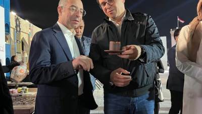 وزير الثقافة يتفقد الاستعدادات النهائية لانطلاق فعاليات الأيام الثقافية المصرية في قطر