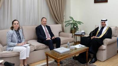 الجامعة العربية وبلجيكا تبحثان تطورات القضايا ذات الاهتمام المشترك