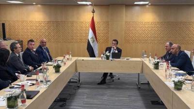 وزير الصحة يلتقي ممثلي شركة Nihon Kohden لبحث تعزيز التعاون في دعم القطاع الصحي