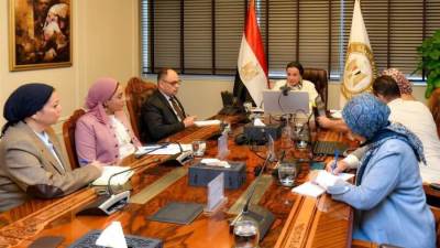 وزيرة البيئة تبحث مع نظيرها الأردني تطورات خطة «برسجا»