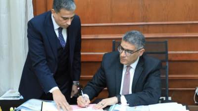 محافظ الجيزة يعتمد نتيجة الفصل الدراسى الأول للشهادة الإعدادية بنسبة نجاح 85.90%