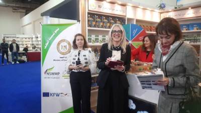 إقبال جماهيرى غير مسبوق على جناح الوزارة بالمعرض للإستفادة مما تقدمه الوزارة من أنشطة