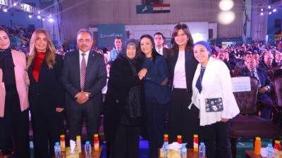 وزيرة التضامن تشهد احتفالية مبادرة "يدوم الفرح" لتجهيز 250 عروسًا بالشرقية