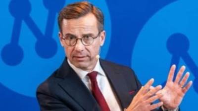 السويد تسعى لإقرار قانون يتيح للشرطة "التنصت" على الأطفال دون الـ15 عاما