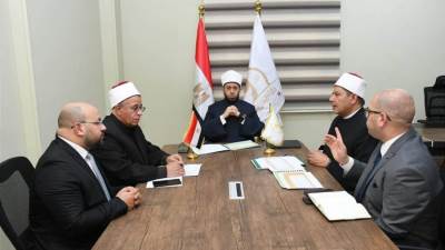 الأزهري يتابع مع مدير "أوقاف الغربية" الانضباط الإداري والدعوي