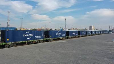 وزارة النقل تواصل أعمال التشغيل التجريبي لمحطة شحن القطارات بالحاويات