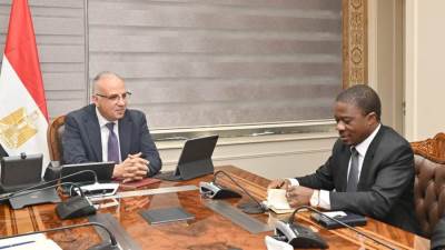  سويلم يلتقى سفير دولة كوت ديفوار لبحث سُبل تعزيز آفاق التعاون بين مصر وكوت ديفوار