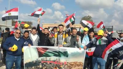 الهيئة القبطية الإنجيلية تشارك بفعالية "تهجير الفلسطينيين خط أحمر" أمام معبر رفح