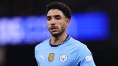 الجارديان: عمر مرموش مفتاح مانشستر سيتي لفك شفرة دفاعات البريميرليج