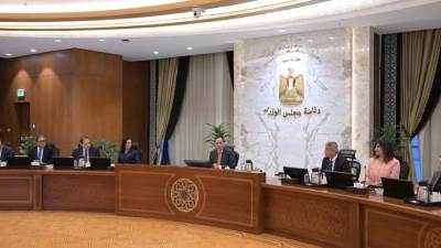 رئيس الوزراء يلتقي أعضاء مجلس أمناء التحالف الوطني للعمل الأهلي التنموي