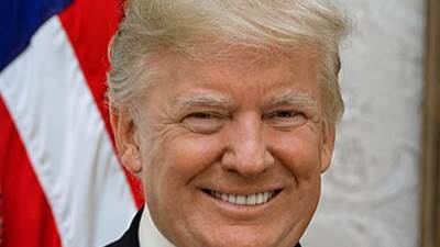 ترامب يعين وزير الخزانة رئيسًا بالإنابة لمكتب حماية المستهلك المالي بعد إقالة تشوبرا