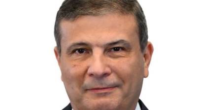 وزير الزراعة يغادر لبرلين لحضور "فروت لوجستيكا 2025" ويلتقي عدد من نظراءه والمستثمرين