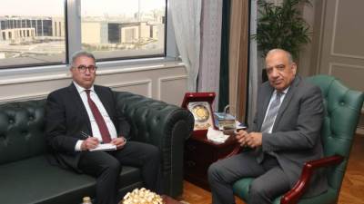 محمود عصمت: الاستفادة من التكنولوجيا والابتكار لتحسين كفاءة الطاقة وتقوية الشبكة والحد من الفقد وخفض استهلاك الوقود