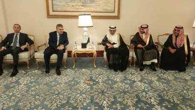 الفريق أسامة ربيع يلتقي الأمين العام للمنظمة البحرية الدولية IMO لبحث تأثيرات تطورات الأوضاع في منطقة البحر الأحمر