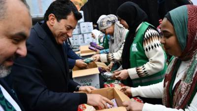 وزير الشباب والرياضة يؤكد: مصر مليئة بالخير بتعاون جميع مؤسساتها 