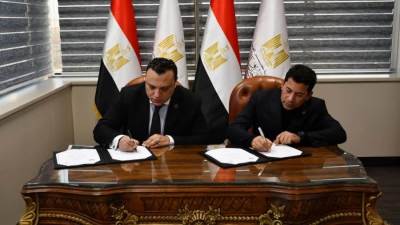 وزير الرياضة يوقع مذكرة تفاهم مع تنسيقية شباب الأحزاب والسياسيين لدعم وتمكين الشباب