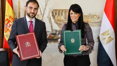 «المشاط»: نعمل على تحقيق التكامل بين الموارد المحلية والشراكات الدولية لدعم أولويات التنمية الاقتصادية في الدولة