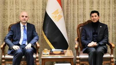 وزير الشباب والرياضة يلتقي برئيس بعثة المنظمة الدولية للهجرة في مصر لبحث سبل التعاون المشترك
