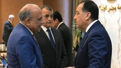 وزير الكهرباء يستعرض جهود تحسين كفاءة الطاقة الكهربائية