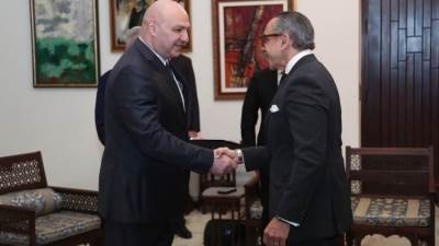 الرئيس اللبناني يعرب عن بالغ تقديره للجهود المصرية.. ويؤكد اعتزازه بالعلاقات الأخوية للبلدين