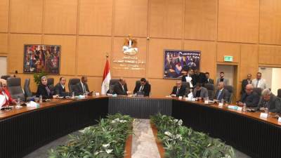 وزير الإسكان يعقد اجتماعه الدوري مع أعضاء مجلسي "النواب والشيوخ" لبحث مطالب دوائرهم