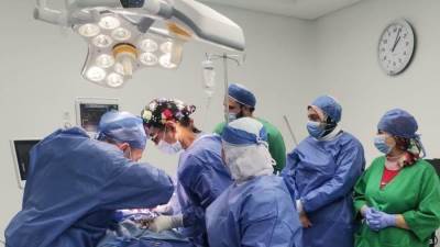 الرعاية الصحية: 191 غرفة عمليات في 61 مستشفى ومجمع طبي تقدم خدمات جراحية متكاملة 