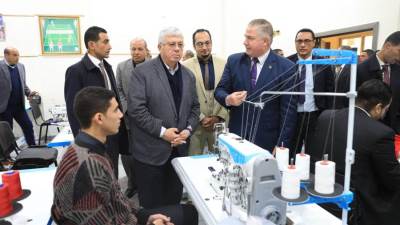 وزير التعليم يتفقد جامعة سمنود التكنولوجية ويطمئن على انتظام الدراسة بالفصل الدراسي الثاني