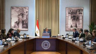 رئيس الوزراء يُتابع مع وزيري الكهرباء والبترول جهود توفير احتياجات الطاقة خلال الصيف المقبل