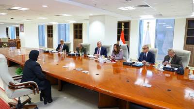 اللجنة العليا للقيادات تجري المقابلات الشخصية لـ244 من المتقدمين لمسابقة الوظائف القيادية بالمحافظات