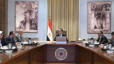 رئيس الوزراء يتابع مع وزير الموارد المائية والري عددا من ملفات عمل الوزارة