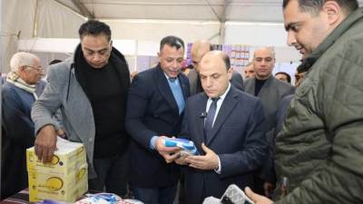 افتتاح معرض “أهلاً رمضان” بمحافظة كفر الشيخ لتوفير السلع بأسعار مخفضة