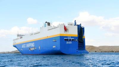 قناة السويس تشهد عبور حاملة السيارات AICC HUANGHU  في رحلتها البحرية الأولى وعلى متنها 4202 سيارة