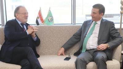 وزير الزراعة يبحث مع مدير المركز الدولى للدراسات الزراعية تعزيز الأمن الغذائى