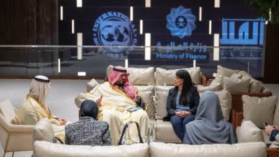 المشاط تلتقي وزير الاقتصاد والتخطيط السعودي لبحث سُبُل تعزيز العلاقات المشتركة