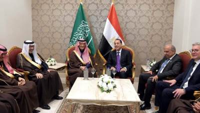 رئيس الوزراء يلتقي وزير الطاقة السعودي الأمير عبد العزيز بن سلمان