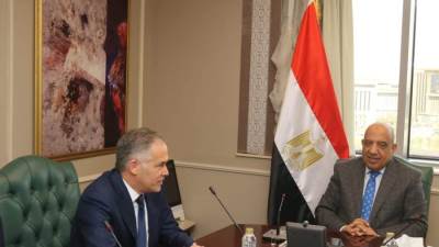 محمود عصمت: رفع كفاءة وحدات الإنتاج وجودة التشغيل وخفض استهلاك الوقود فى محطات التوليد